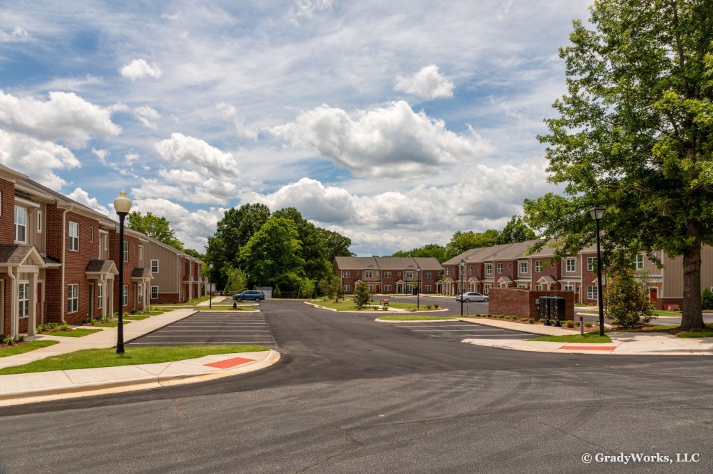 Peachtree Townhomes street, original photo