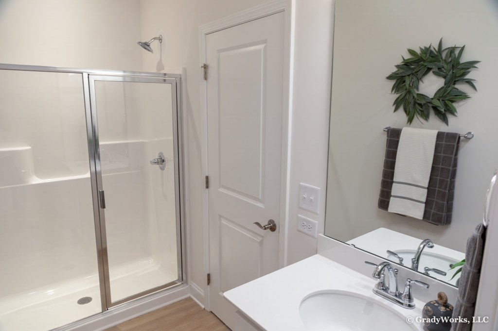 Peachtree Townhomes real estate photography by Bill Grady, GradyWorks LLC